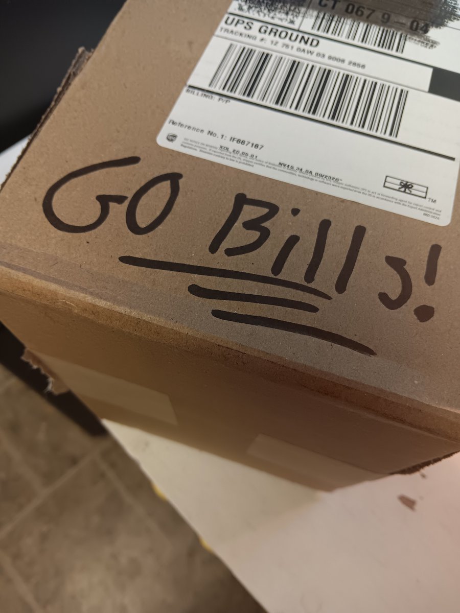 Bernadette10197's tweet photo. The UPS driver wrote this on the package. As a lifelong Buffalo girl now living in CT, I felt the #Buffalove 💙❤️🦬 https://t.co/HnMQ1Xh5dQ
