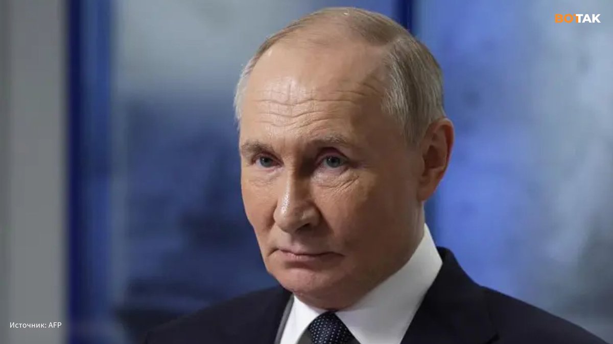 vottak_tv's tweet photo. Путин передаст под управление государства НПЗ, а также склады Ozon и Wildberries, если владельцы не смогут защитить их от украинских атак — указ

Указ распространяется на объекты ТЭК, промышленности, связи, коммунальной, транспортной и логистической инфраструктуры, энергетики, включая атомные объекты, а также другие объекты, важные для безопасности и экономики России.

Государство сможет фактически вмешиваться в управление объектами, владельцы которых, по мнению властей, не обеспечивают их защиту от атак. Ранее Путин уже поручал разработать программу восстановления поврежденных складских и логистических мощностей, в том числе с участием государства.