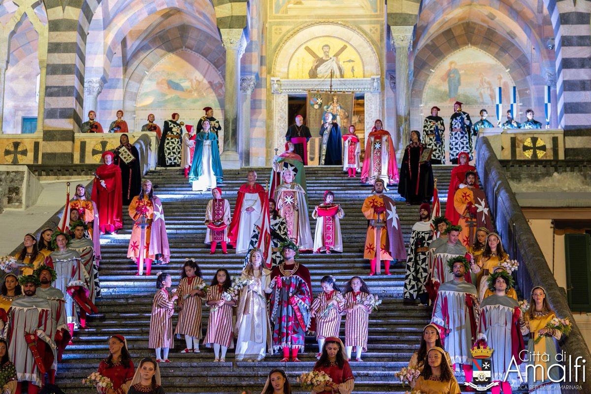 inforcampania's tweet photo. AMALFI - TUTTO PRONTO PER IL CAPODANNO BIZANTINO IN PROGRAMMA DAL 31 AGOSTO AL 2 SETTEMBRE https://t.co/3eVRTCM31t via @@infocampania https://t.co/nITDbCOutK