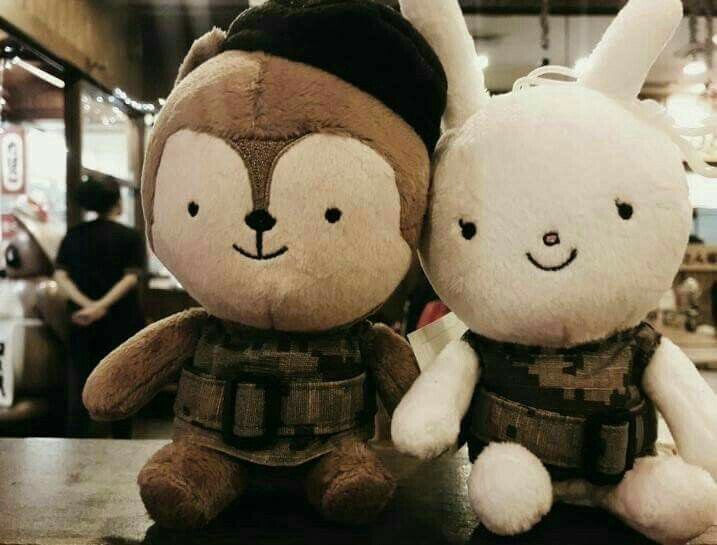 pouwook's tweet photo. 유시진의 전우와 서대영의 여자친구
... https://t.co/1P5dxFT044