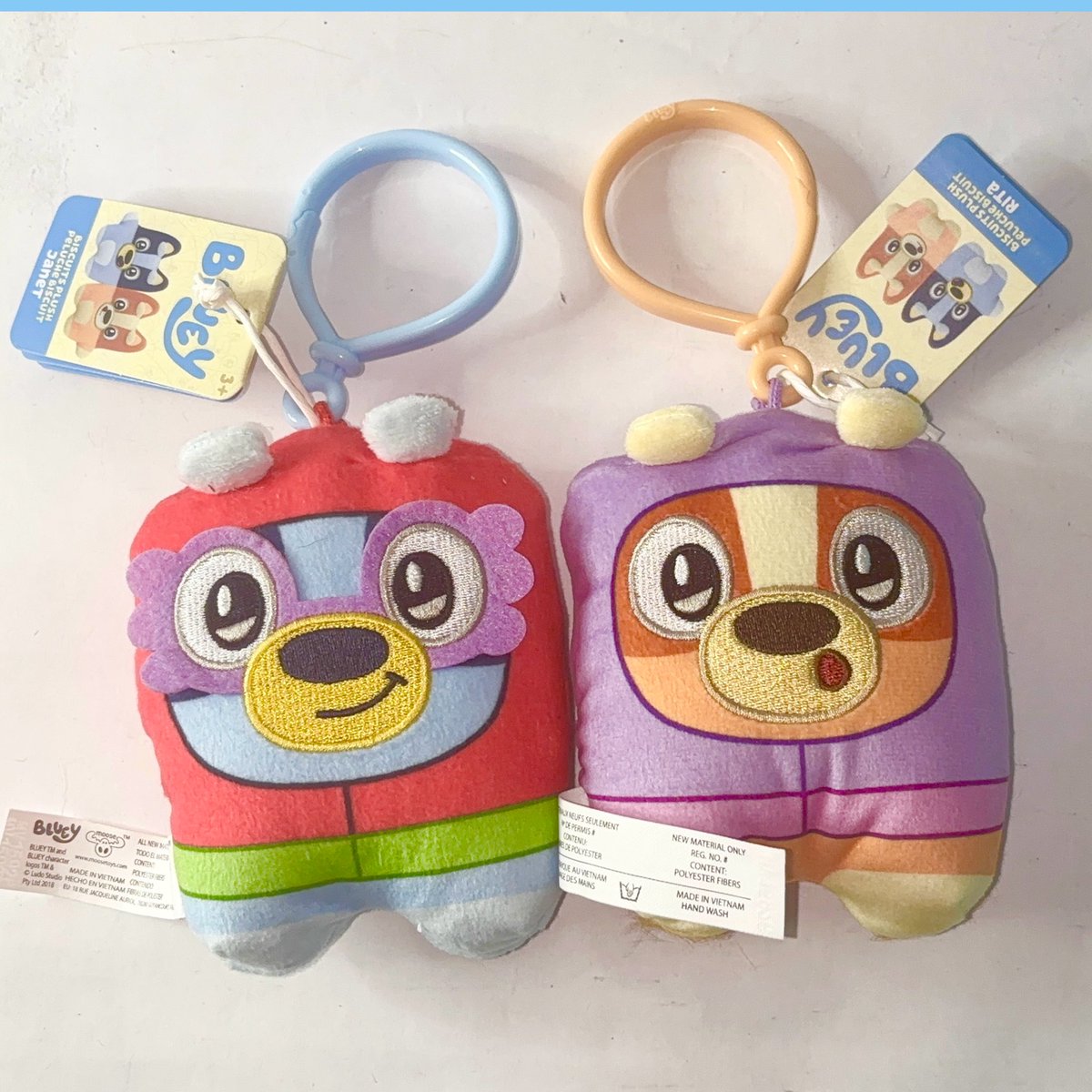 TiffanyArtist56's tweet photo. 🛍️ NEW PLUSH HAUL 🛍️
Got these cute and adorable Bluey Grannies keychains at #Target!
#Bluey #blueyplush #ludostudio #BBC #BBCStudios #Disney #DisneyJunior #DisneyJr #DisneyPlus #plushlover #plushcollector https://t.co/Ka7wGZhRZR