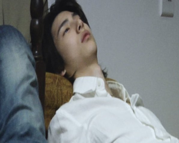 juhoontwt's tweet photo. when he’s eepy #juhoon https://t.co/mxW3XmN95l