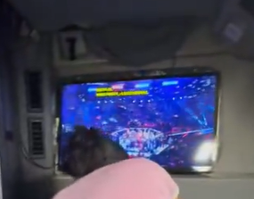 xhubkppa's tweet photo. Auntie is just watching TV—nothing more.
https://t.co/fQ2bVFj3Vr
https://t.co/fy8QIFQ0RL https://t.co/Q0ZdzwRum1