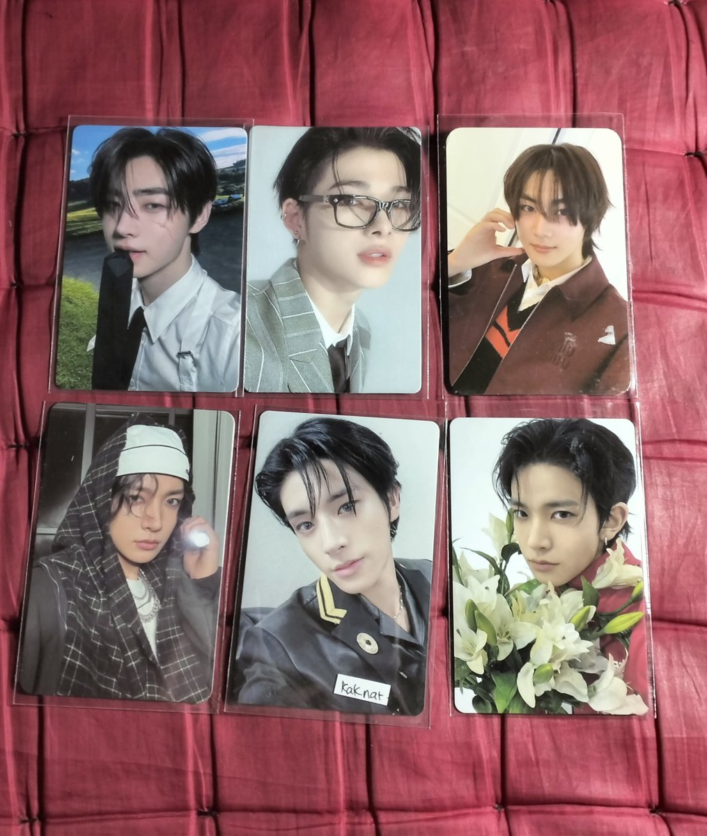 ONatsya's tweet photo. Aku jg punya enhaa yaa 😭 jual semuaaa https://t.co/RJANmlLqRs