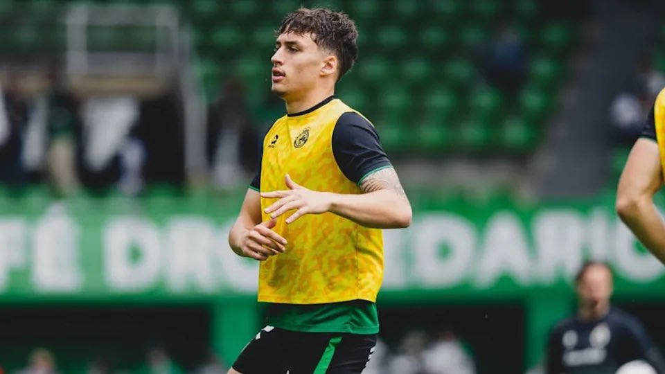 UTDCarrick89's tweet photo. 🚨🇪🇸 NEW: Barcelona want €60m (£30-40m) for Alejandro Balde, #MUFC would be open to a loan move with option to buy! If #MUFC were to go for a permanent left-back they would go for Jorge Salinas due to his RC! https://t.co/FUYGAX1RQc