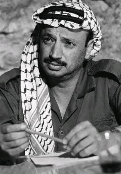 Azutecnia1's tweet photo. 24 Agosto 1929  🇵🇸 Nace Yasir Arafat, dirigente palestino, Premio Nobel de la Paz en 1994.  Símbolo de la lucha Palestina https://t.co/ojUHT44Iqm