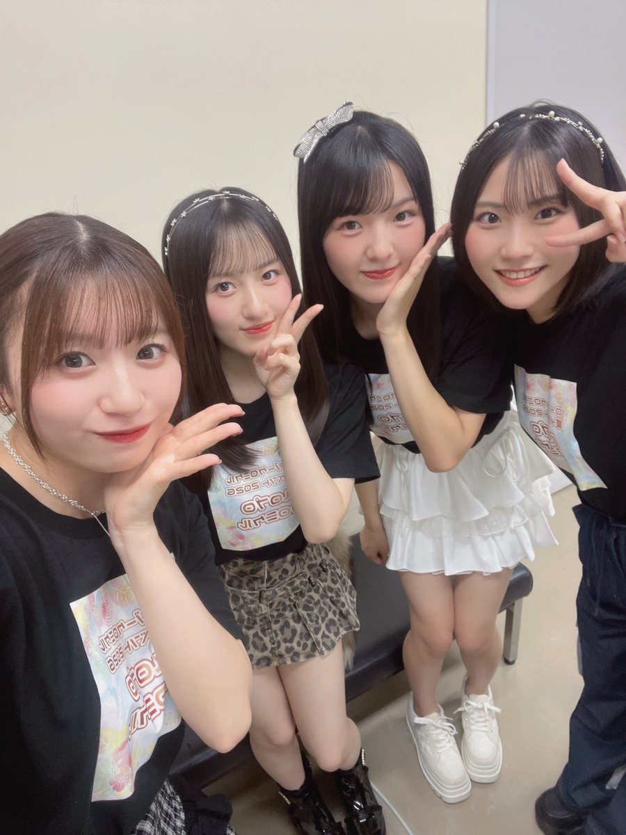 kiki_asakura_'s tweet photo. #ハロプロクロニクル 
ありがとうございました🌼
3日間開催のうちの2日目に参加！
楽しい時間すぎてうれしい☺️

はすみちゃん、あやなちゃん、ひのはちゃん
初めてお話ししたけど元気いっぱいで見てるだけで微笑ましかった💭
皆さんの気持ちがよくわかる、、
かわいすぎね🥺🫪🫣

明日も楽しみ👼🏻 https://t.co/Lg348p4LJe