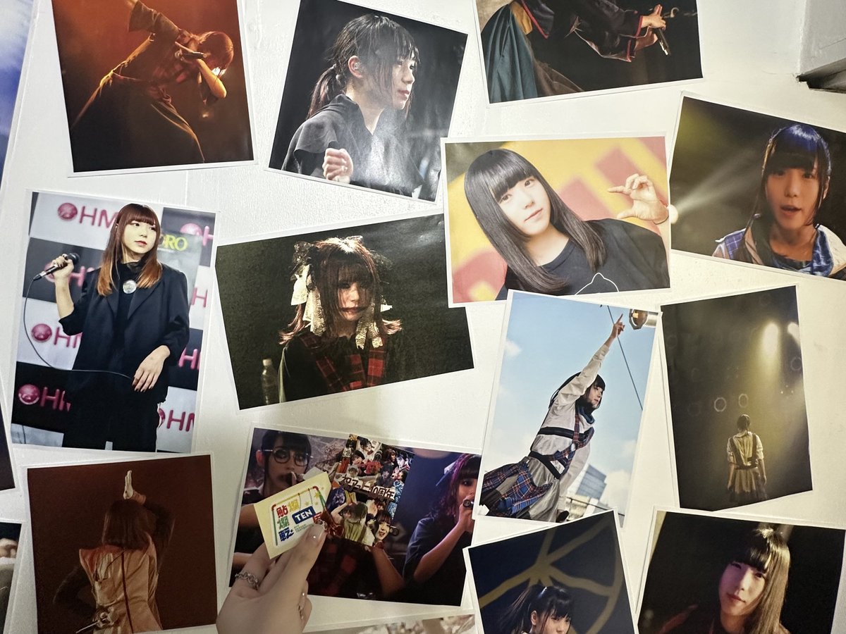 hoketsu_chan's tweet photo. 愛されアユちゃんマンさんおめでとう🎖️🎖️
#祝アユニ10周年
#鮎燦燦転TEN展 https://t.co/XYYo3Vq7tg
