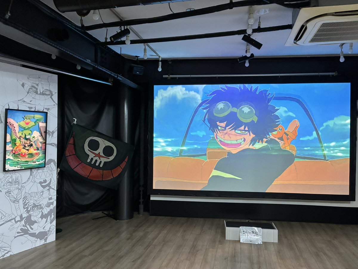 33kama3's tweet photo. こむぎこさんの個展に行ってきた❕
色鮮やかで素敵な作品に囲まれた空間が幸せすぎた、、(;_;)
MVもおっきいスクリーンで見るとより迫力があってめちゃくちゃかっこよかった😭色紙も可愛いリリスちゃん描いていただきありがとうございました*.+ﾟ
#POP_QUEST https://t.co/eqQV08nQlt
