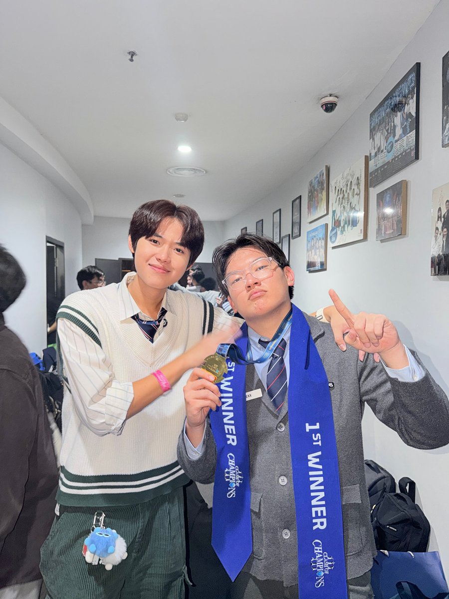 ssunhae's tweet photo. rekap cast fotbar dengan rexx #finalchaptercocs3 https://t.co/PfVPBpyBrX