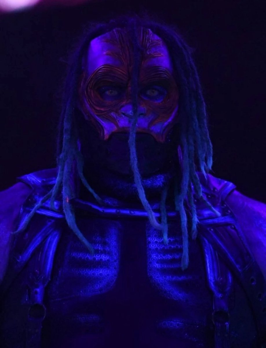 javion213813's tweet photo. In honor of bray Wyatt passing what is your favorite bray Wyatt moment I'll start ⭕️🖤⭕️

The Wyatt family debut ⭕️

The fun house ⭕️

The debut of the fiend ⭕️

Bray Wyatt extreme rules return ⭕️

The pitch black match ⭕️ https://t.co/JZjWnukRNR