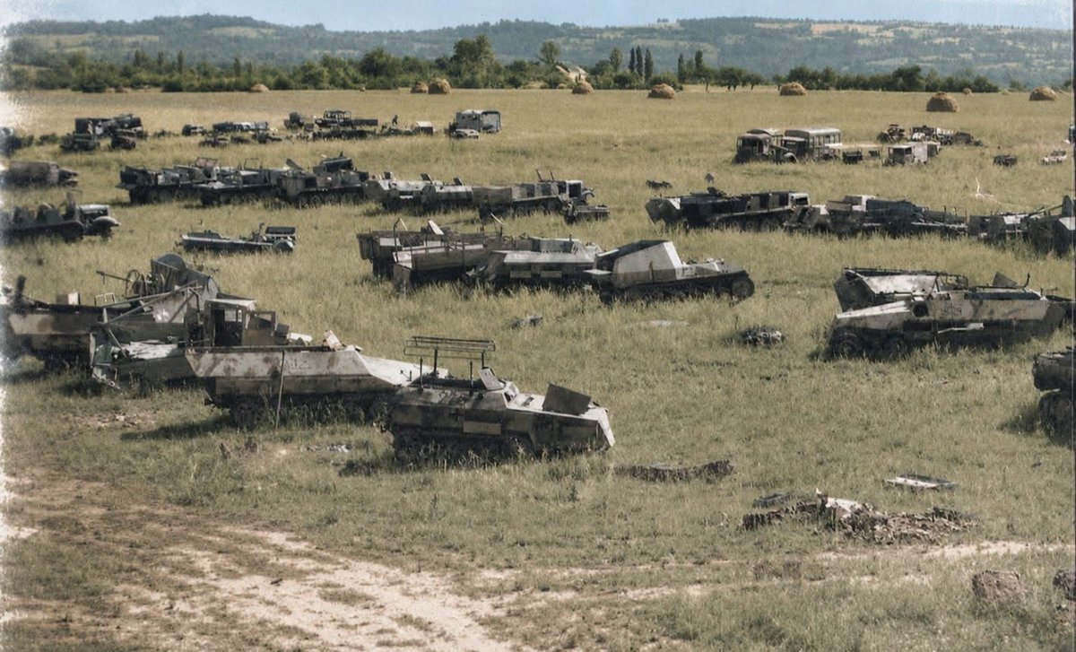 TheAxisCampaign's tweet photo. Destroyed German armoured vehicles at an Allied collection point in Normandy.

Summer of 1944. https://t.co/CbynwFy5mN