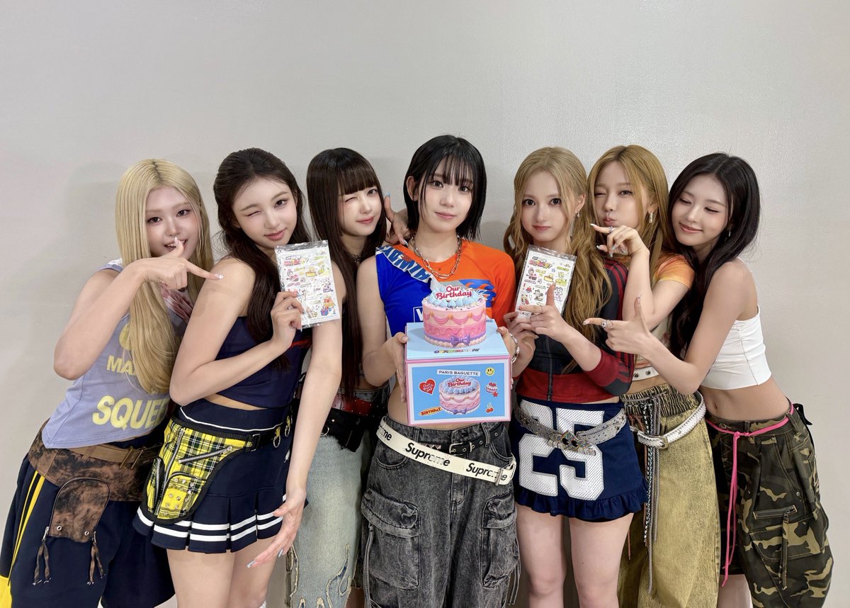 OBD_offcl's tweet photo. ｡ﾟ•┈ Our Birthday Cake ┈•ﾟ｡

#OURBIRTHDAY #아워벌스데이 #OBD https://t.co/zCvysK1fnQ