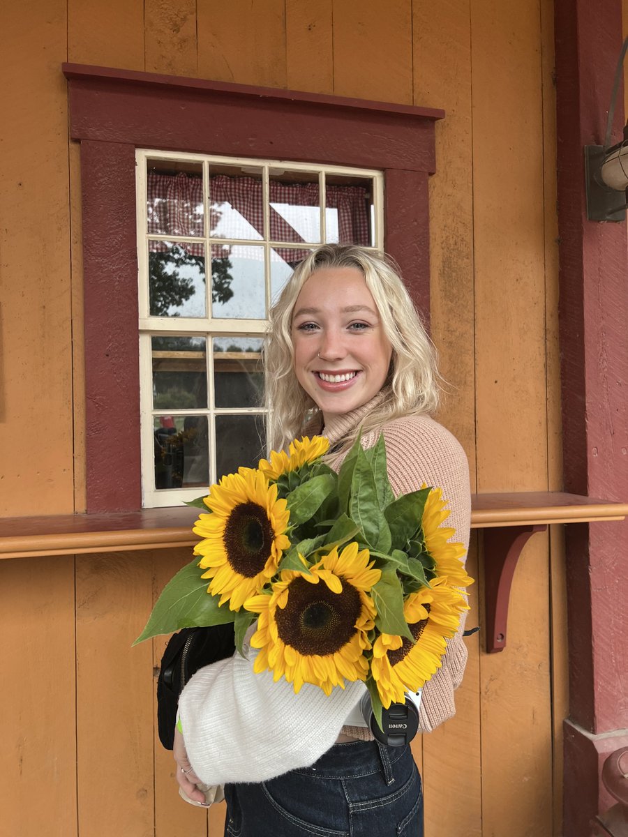 FASTTigerSwim's tweet photo. Mackenzie Looze, Indiana Swimming and Indiana University standout, and former USA Swimming National Team Member joins Fishers Area Swimming Tigers (FAST) Staff!
#CultureofExcellence
#Going4GOLD
#TIGERUP https://t.co/8kRLjQFsoW