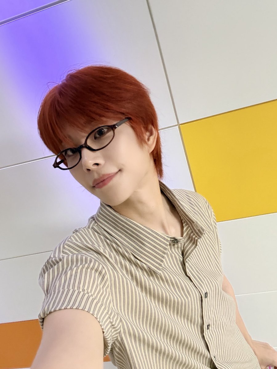 MJ_offcl's tweet photo. [📸]

260824 KBS Cool FM 오마이걸 효정의 #볼륨을높여요

#엠제이 #MJ
#Right #Ghosting
#일십일분전 #읽씹일분전 https://t.co/WVe69ApLIY