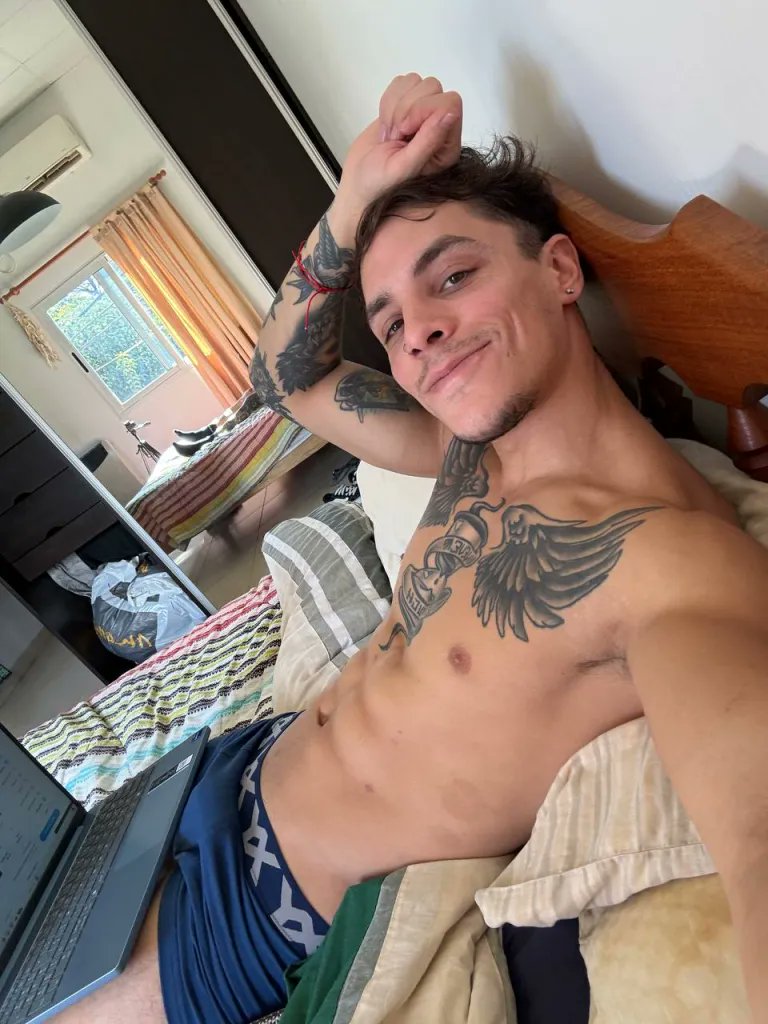 blohung's tweet photo. Jsyk, I wanna f*ck one of my fans💦💦
Subscribe and let's meet - https://t.co/8Uy95J42Gu https://t.co/DhVkUKiY8r