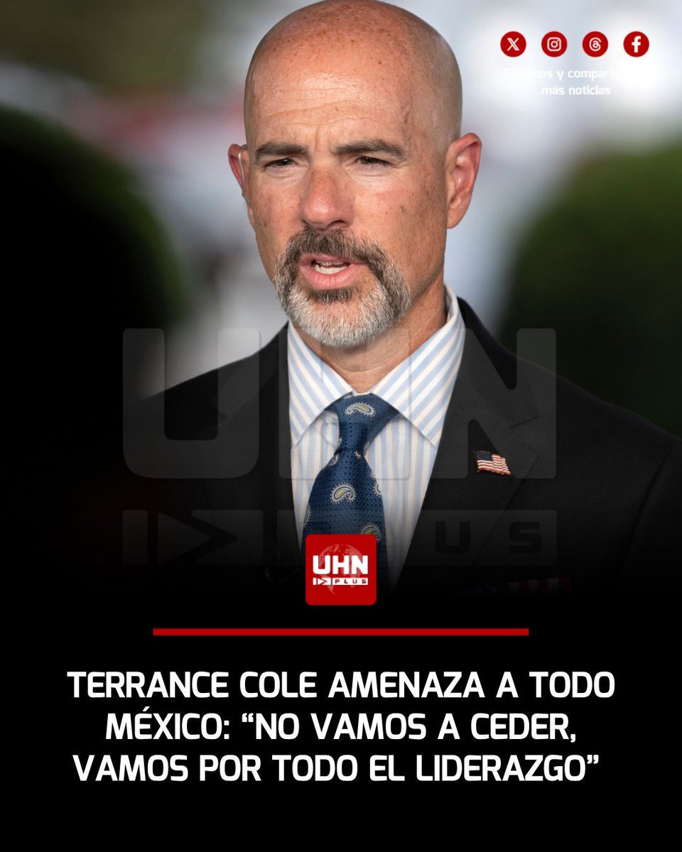 UHN_Plus's tweet photo. 🇺🇸🇲🇽‼️ | Terry Cole, Director de la DEA, fue categórico en sus declaraciones y apuntó contra todo México: “Estados Unidos no piensa ceder. Rafael Caro Quintero está en prisión hoy, El Mayo está condenado a cadena perpetua, El Chapo tambi��n fue sentenciado a cadena perpetua. ¿Qué les espera a Los Chapitos y al resto? Estar igual que ellos. Vamos a seguirlos y además hay funcionarios de México de alto nivel trabajando con ellos. No vamos a ceder”.