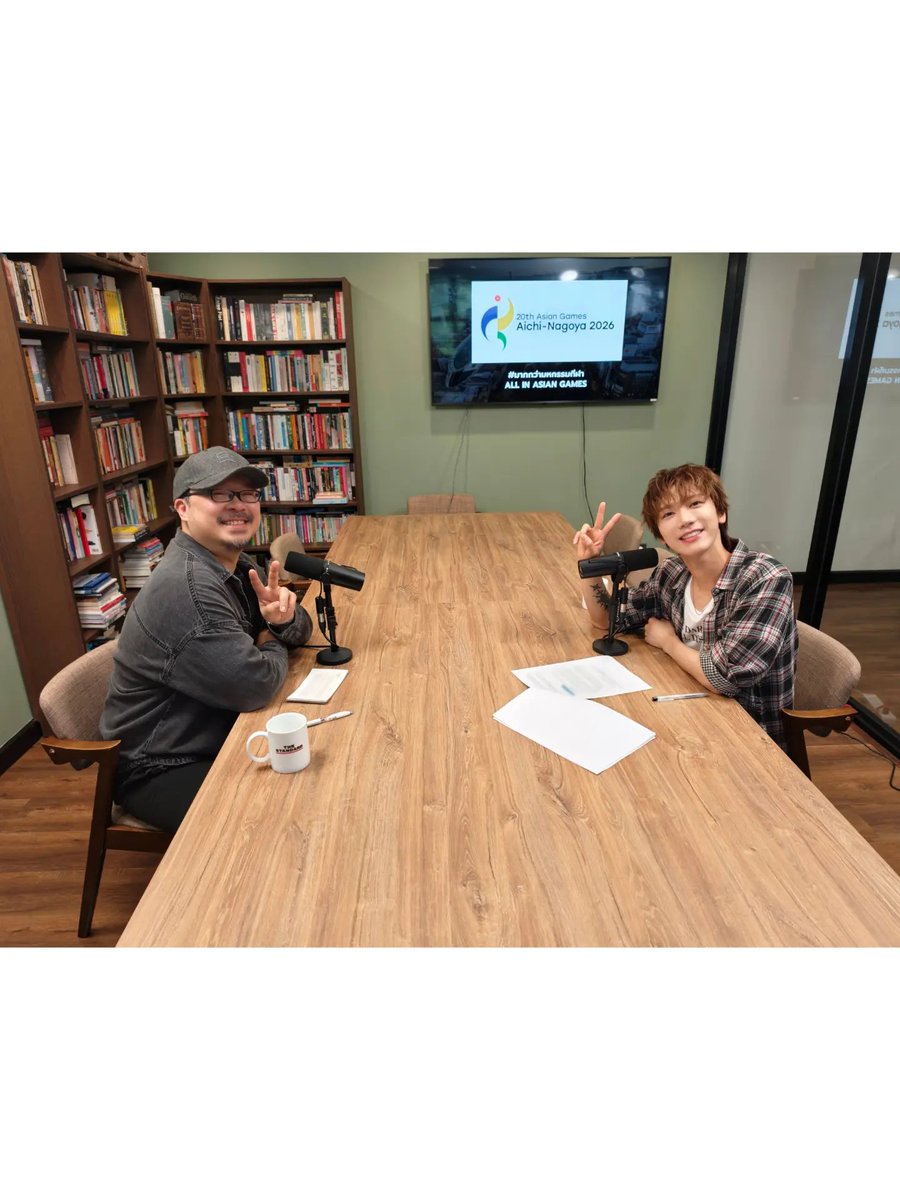 TENstagramOffcl's tweet photo. 260824 ten_offcl instagram update

☕️✌️🎙️

#TEN #kndFeaturing

https://t.co/DFLW2gVsBF https://t.co/TUmWQTns0K