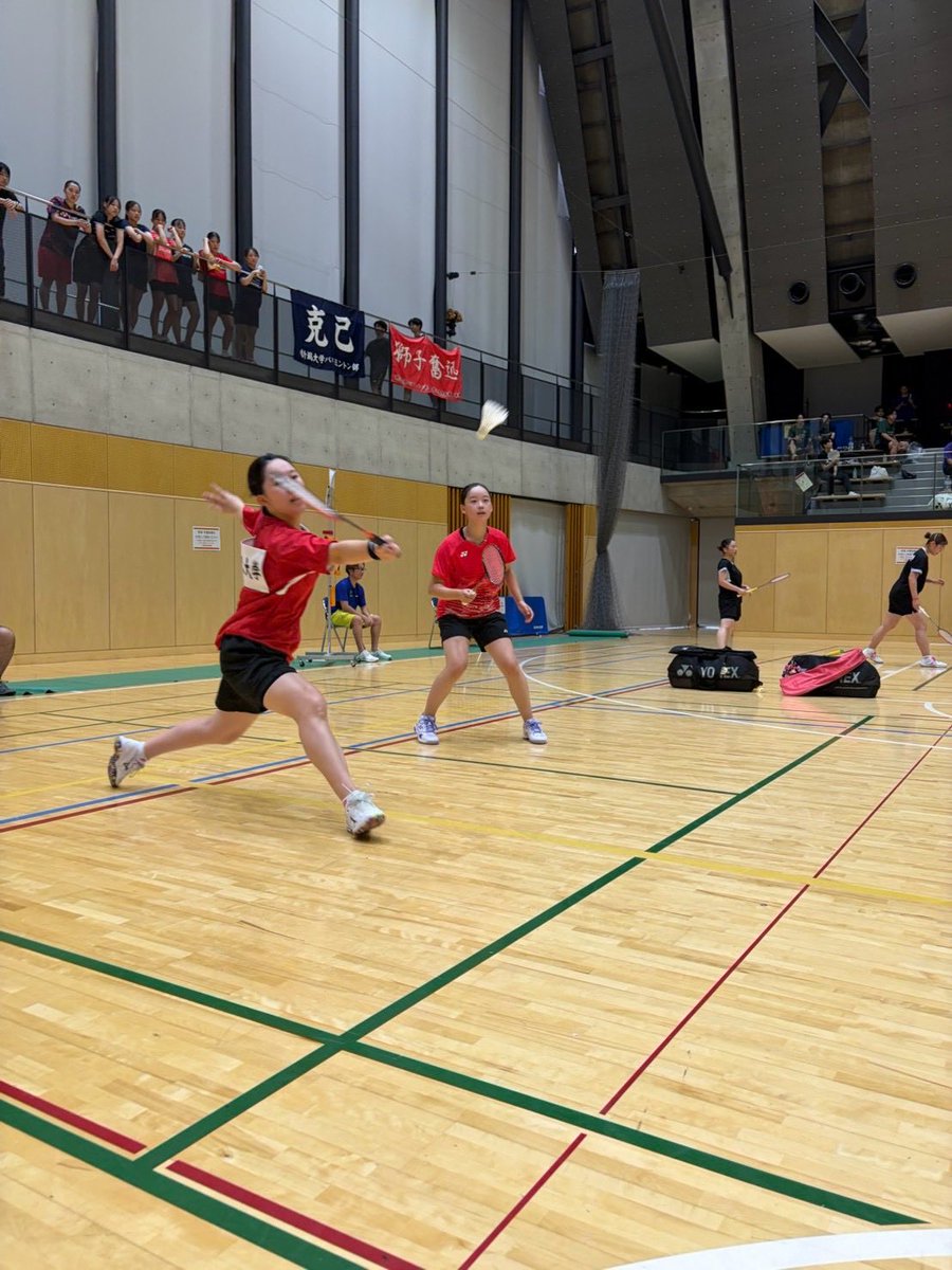 kubc2011's tweet photo. 《女子シングル３回戦》
扇割1-2菅田(上越教育大)
西山0-2田島(金沢学院)

《女子ダブルス１回戦》
岡野・安村0-2大塚・高畠(金沢学院)
《女子ダブルス2回戦》
笹弥・西山1-2近葉・木村(福井大)
扇割・伊藤2-0山本・長尾(信州大)
山本・新出0-2森・丸山(新潟大)
斉藤・津村2-0黒川・海原(福井大) https://t.co/nh5PvW8MxT