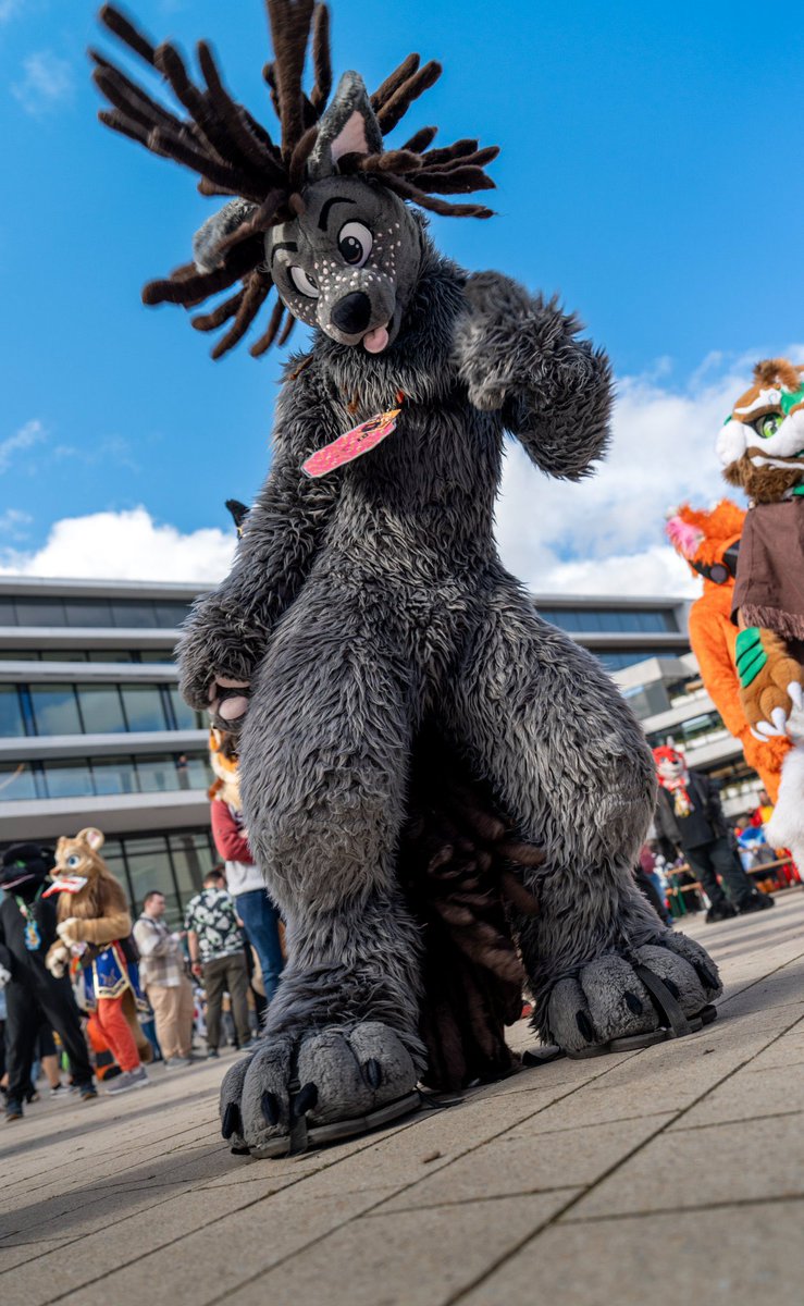 joofwoof's tweet photo. That was the most I’ve danced at a con before. Love you Eurofurence. You get better every year, and you always feel like home. https://t.co/Jos4B0793k