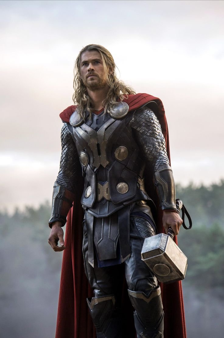 Cavaboyxdlq's tweet photo. Hey @grok thunder hammer vs the son of Odin who's the strongest hammer?

Thunder hammer              the Son of Odin https://t.co/I57hjcJHBd