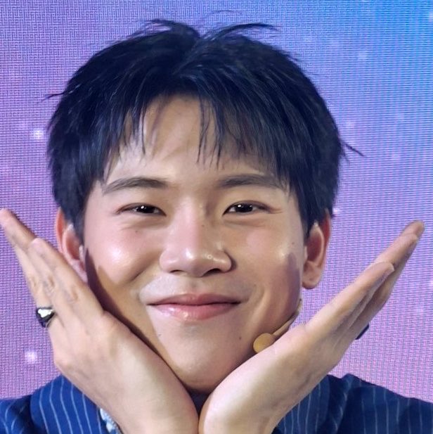 jubbeom's tweet photo. มุเด้ง ฉองก้อนฉี่ฉิ่บบบบ! 🥢🥢 https://t.co/kSlhUhJUL7