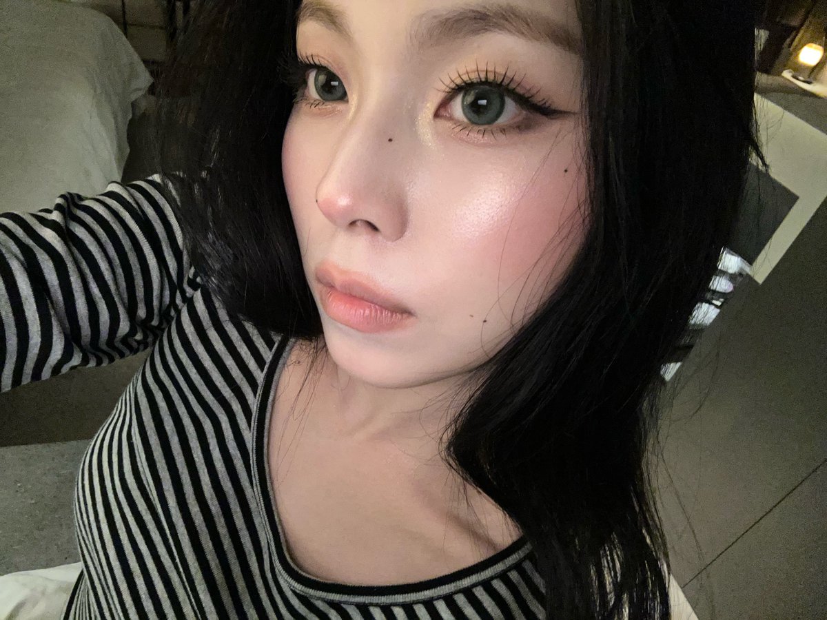 nmixxpics_'s tweet photo. 260823 🐱🫧 (1/4) https://t.co/M4cbPCvivC