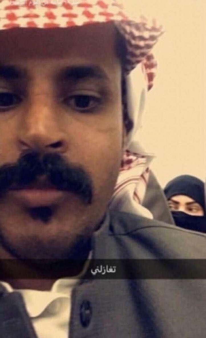 Memes101395's tweet photo. رياكشن تغازلني https://t.co/Sdi1lbBHtu