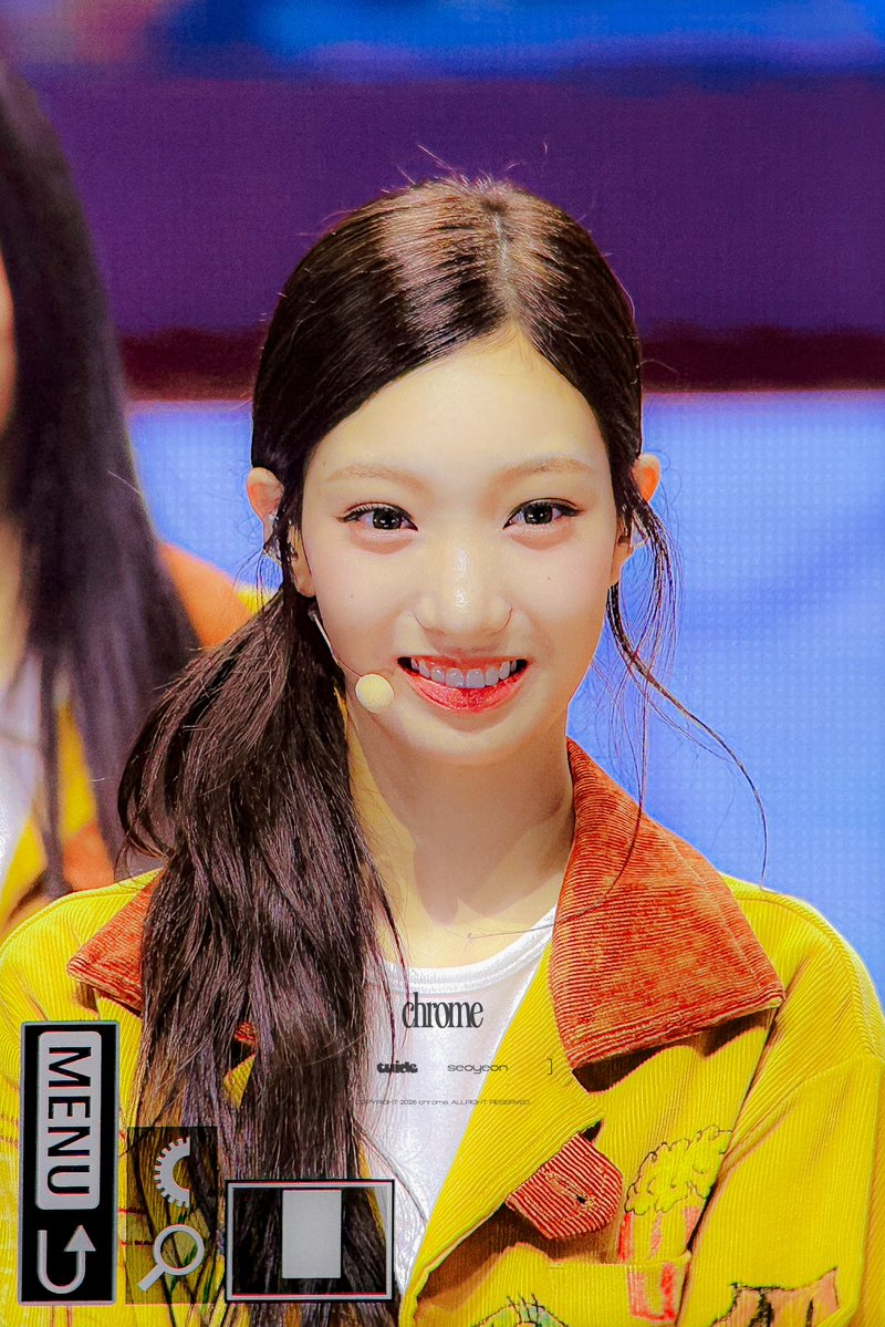 chrome_080304's tweet photo. 260824

#TUIDE #튜이드 #SEOYEON #서연 https://t.co/kqThOtMbUZ