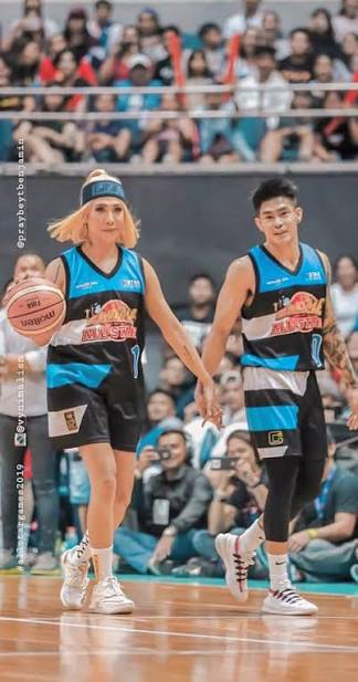 iloveviceganda's tweet photo. eto talaga e 🧡😍 mag-seseven years na rin pala since this moment 🤩 AAAAAAA https://t.co/qd2MxeA9GN