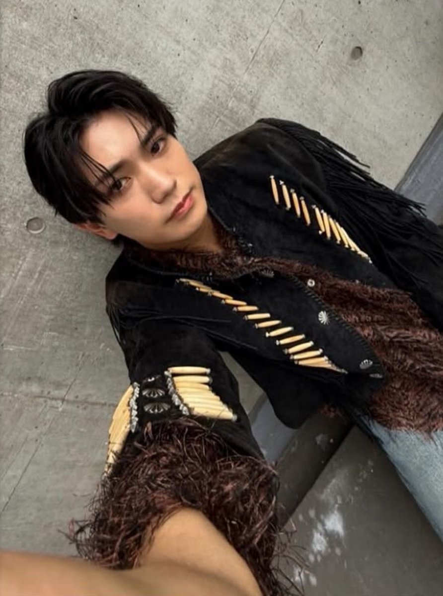 masaka_doing's tweet photo. 【速報】正門良規さん、齢30を手前に自撮りが上手くなる
#かどすたぐらむ https://t.co/afyrI2jei3