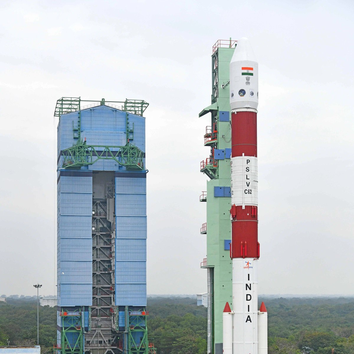 gareebscientist's tweet photo. You'll never see Indian space journalists vouch for buying rocket launches abroad.

Its always do best in whatever is available, or delay and build the capability.

Else, we would dicussing ToT with SpaceX basis some 4.5 gen bullshit. https://t.co/7t2OMpboGP