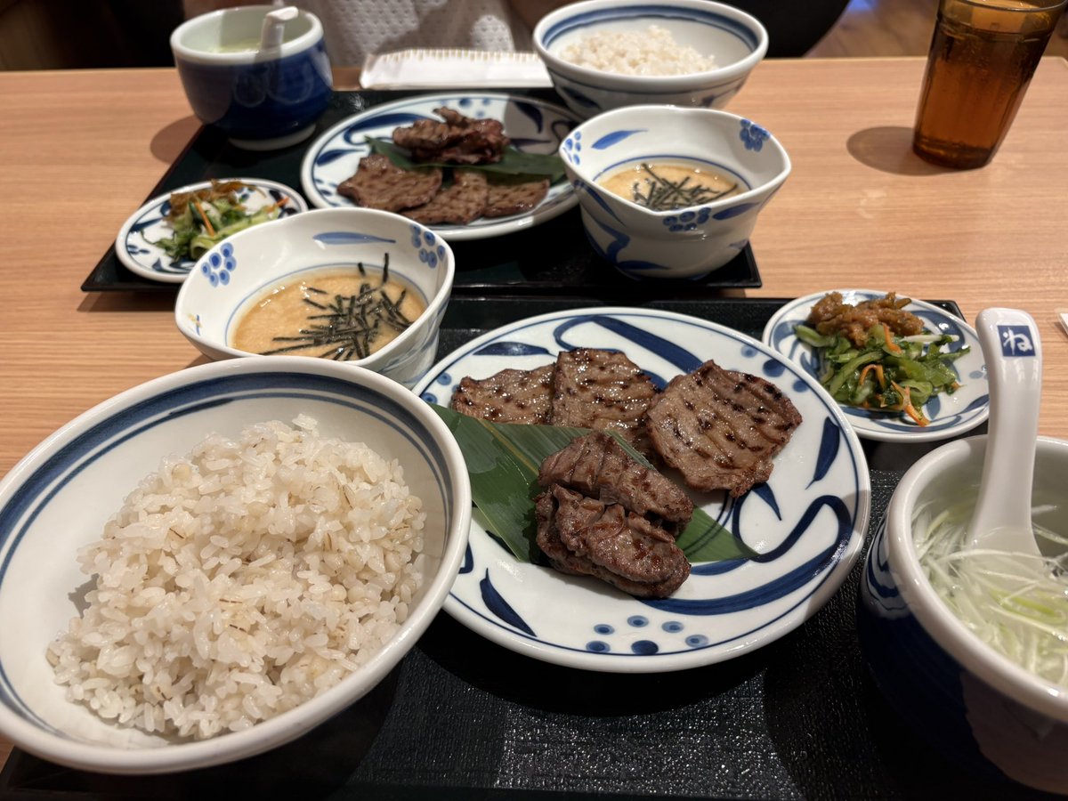 youto1925's tweet photo. 付き合って2年記念日でした！
記憶汚染展めちゃくちゃ楽しかったので皆さんにもぜひ体験していただきたい！

誕生日プレゼントは自分で選んで買ってもらいましたよーい https://t.co/hmB1Ntc6Md