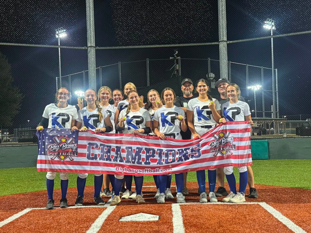 KPSoftball18U's tweet photo. Big opening weekend for Kentucky Precision at Big Bang Twin Turf! 🥎

🏆 KP 18U: 5-0 — CHAMPS
💪 KP 16U: 3-2
⚡ 8-2 combined
💣 @EMessmann50  went YARD!
🏅 @EMessmann50  &amp; Bailey Miller earned MVP honors with phenominal pitching!
Great start to the fall! #KPSoftball https://t.co/ElxBFmzlrg
