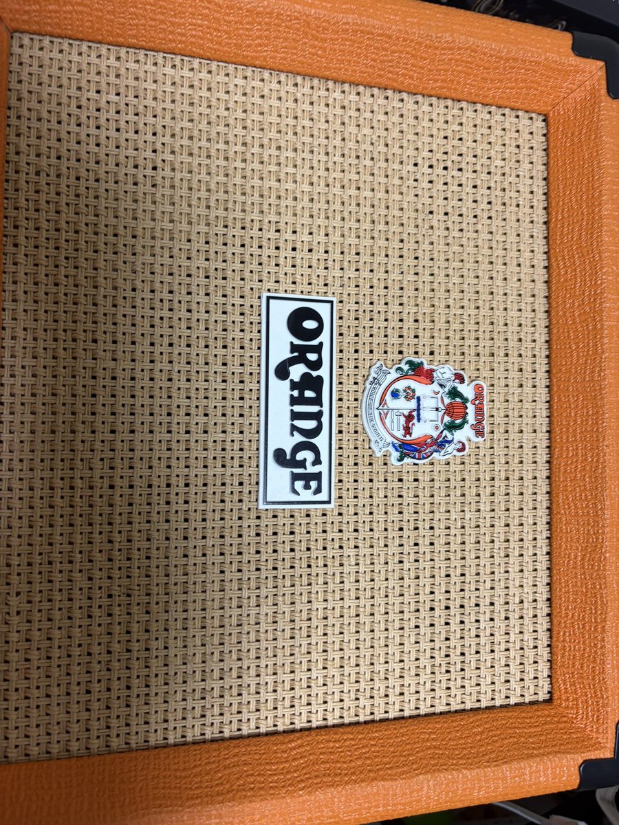 MDR_MANIA's tweet photo. ギターのアンプ https://t.co/eZ7h2KhTBX