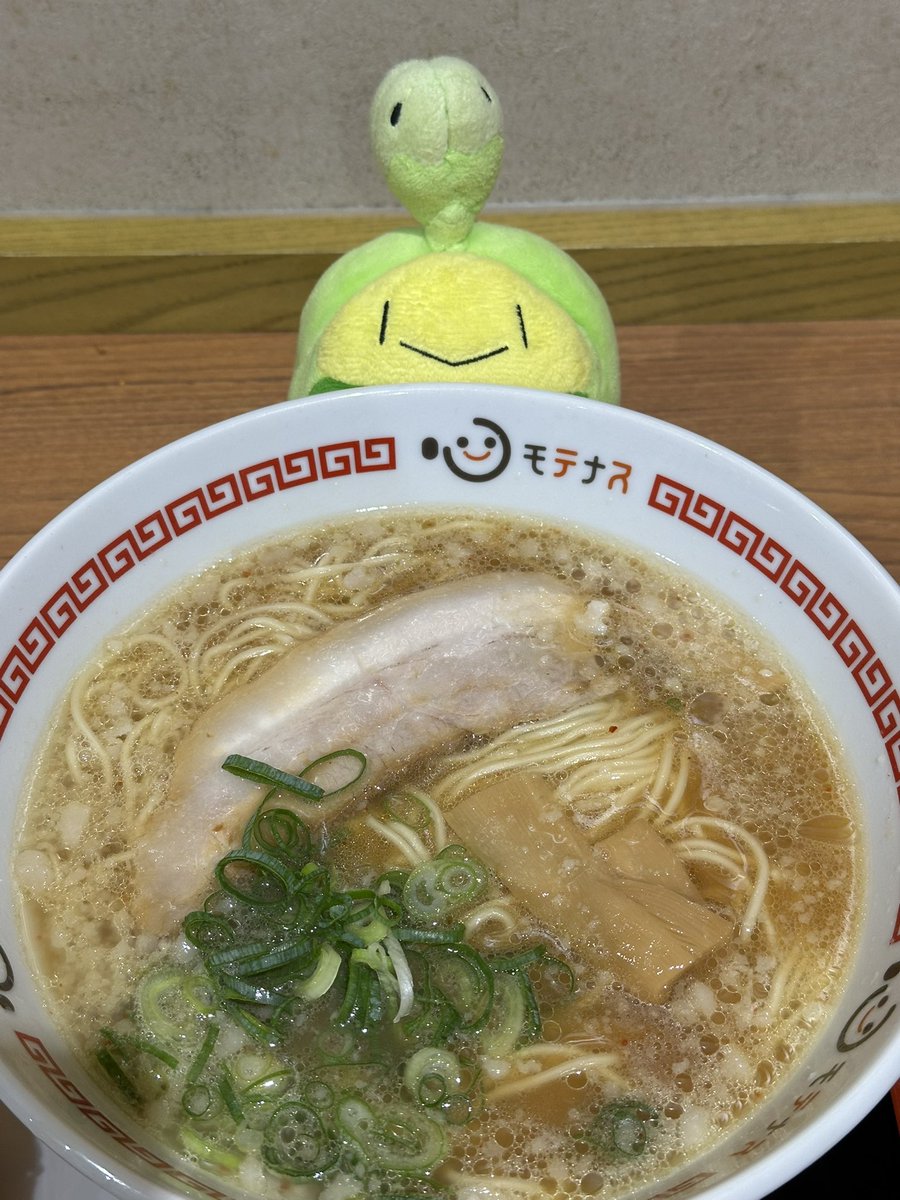 pk____null's tweet photo. スボミー、ラーメンだよ🍜 https://t.co/a3SaDgb2K8