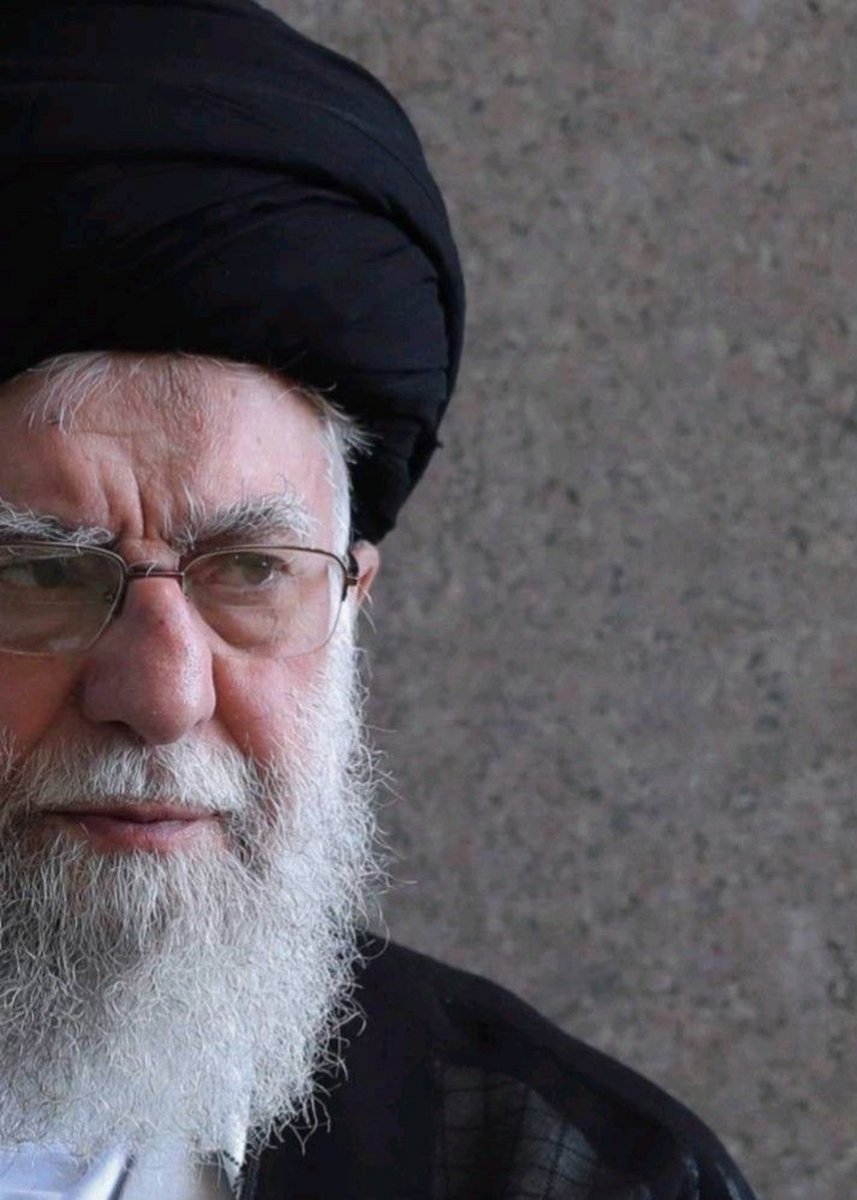 agaye_majd's tweet photo. رهبر شهید:عقب‌نشینی غیرتاکتیکی در هر میدانی غضب الهی را به دنبال دارد

کاش مثل او به جای آمریکا،از خدا میترسیدید https://t.co/iA4btbUyZS