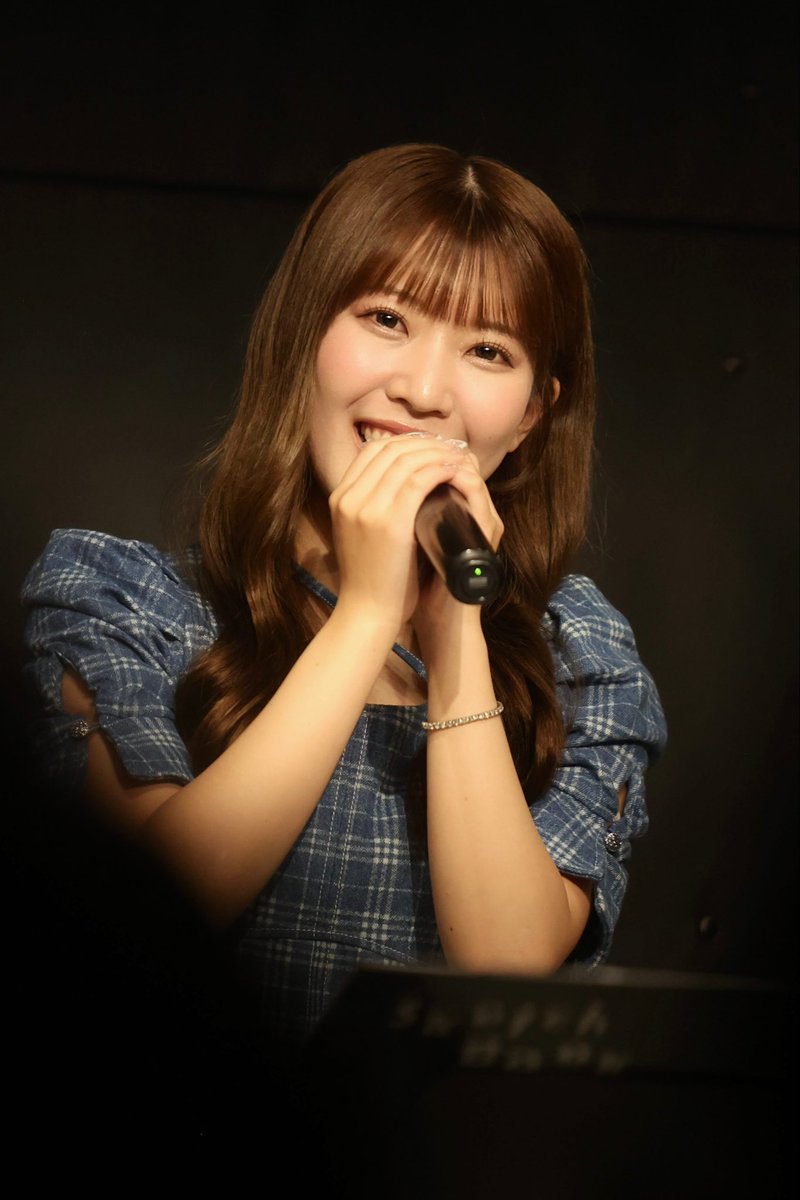 ip20040603's tweet photo. 歌声も仕草も曲間に恥ずかしそうにしてる姿も好き。幸せな時間が過ごせたよ。ありがとね。また次も待ってる❗️大阪だったら最高だね。
 #篠原京香 #WWL #SKE48 https://t.co/6j0lGFmReY