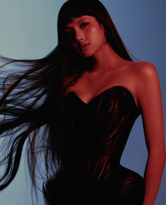 AboutMusicYT's tweet photo. BLACKPINK's Lisa upcoming projects:

💿 SaWaDiKa (Single)
📀 Press Play (EP)
📺 Documentary
📺 Tygo (Netflix)
🎥 Notting Hill–inspired romantic comedy (Netflix)
💃 Las Vegas residency
💋 Bratz Collaboration https://t.co/sKT16O1hiK