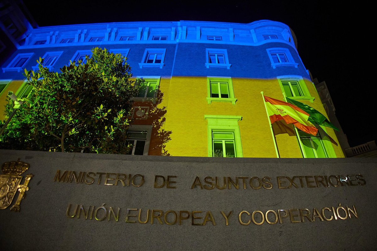 jmalbares's tweet photo. Hoy hace 35 años, Ucrania alcanzó su independencia. España mantiene su apoyo al pueblo ucraniano, como hemos hecho desde el primer día, para lograr una paz justa y duradera.

En la reunión hoy de la Coalición de Voluntarios seguimos uniendo esfuerzos para poner fin a la guerra. https://t.co/q4YtTDExzU