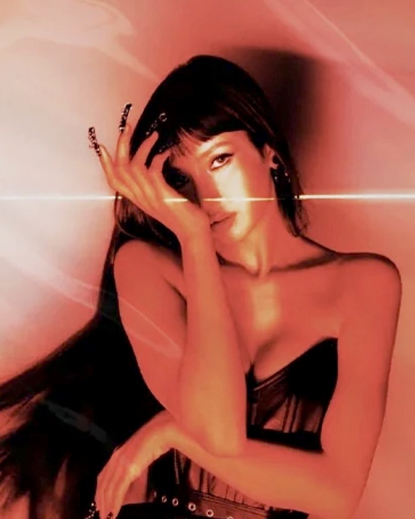 TheePopCore's tweet photo. LISA announces her upcoming single, “SaWaDiKa,” from her “PRESS PLAY” EP.

— The single is set to be released on September 3rd. https://t.co/3zzZaVRG6E