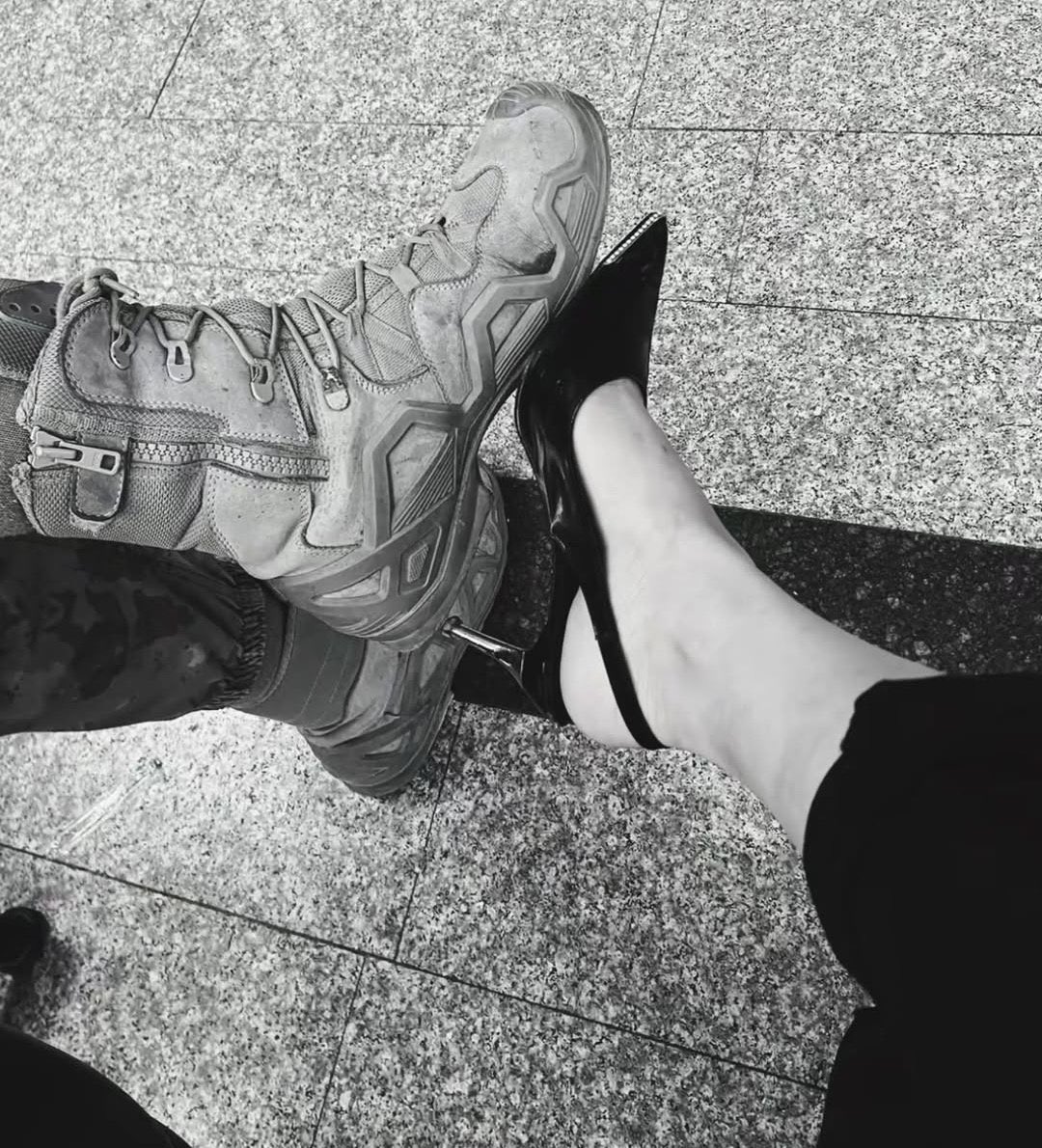sigaa25's tweet photo. ONE DAY🌹 https://t.co/focKEqyQ1z