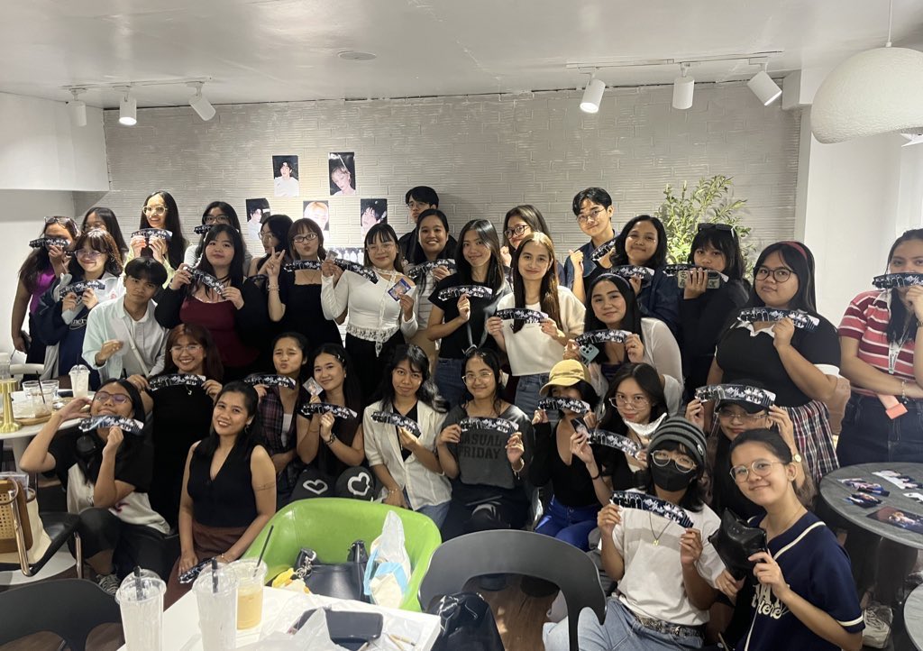 4everstrdvst's tweet photo. from starkissed to setsuna hanabi, we’re so happy we’ve been able to celebrate every Japanese comeback together, MOAs!

what started with our shared love for txt’s jp releases has become such a special traditionnn, see you again next year, stardusts ᯓ★ https://t.co/oEO1EU67xT