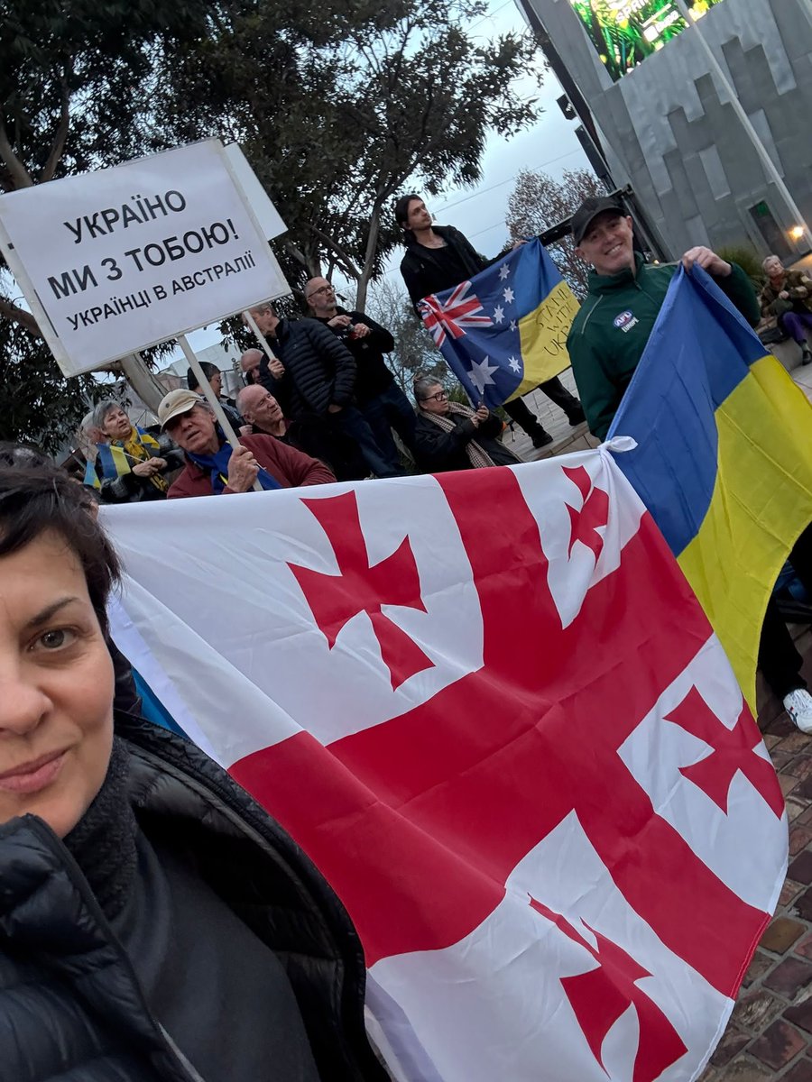 PanTinati's tweet photo. З Днем Незалежності, Украïно! 💖 🇺🇦🇺🇦🇺🇦🇺🇦🇺🇦
Standing in solidarity with Ukraine today and everyday. 🇺🇦 💖 🇺🇦 💕 🇺🇦 💕 🇺🇦💕
#StandWithUkraine https://t.co/JDwMCQ0rTR