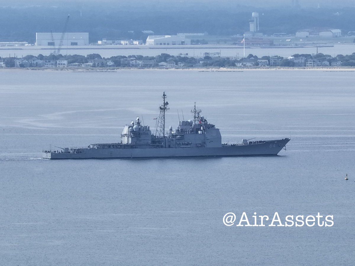 AirAssets's tweet photo. 09:15 hrs the USS Gettysburg CG-64 a Ticonderoga class guided missile cruiser arriving at Hampton Roads inbound from sea heading to Naval Station Norfolk from sea.
#cg64 #ussgettysburg #navsta #nob #usnavy #cruiser #guidedmissile https://t.co/pvOVtF3kQh