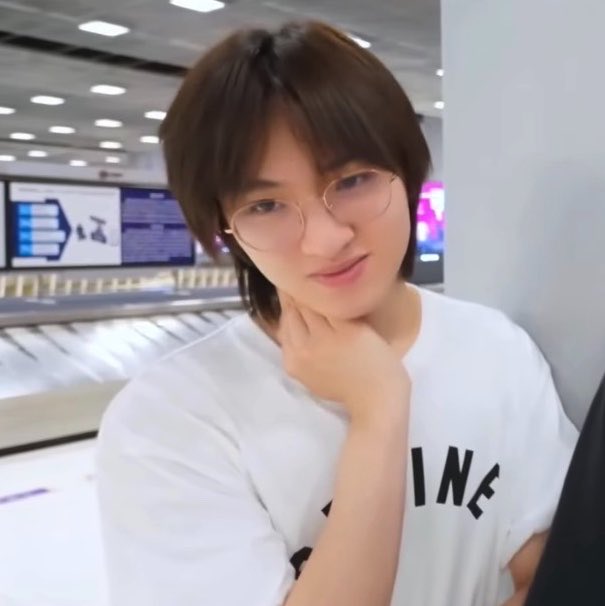 babiipofo's tweet photo. แว่นค้าบบบ 🥺🤲🏻 * https://t.co/ZdIZDvTKwn