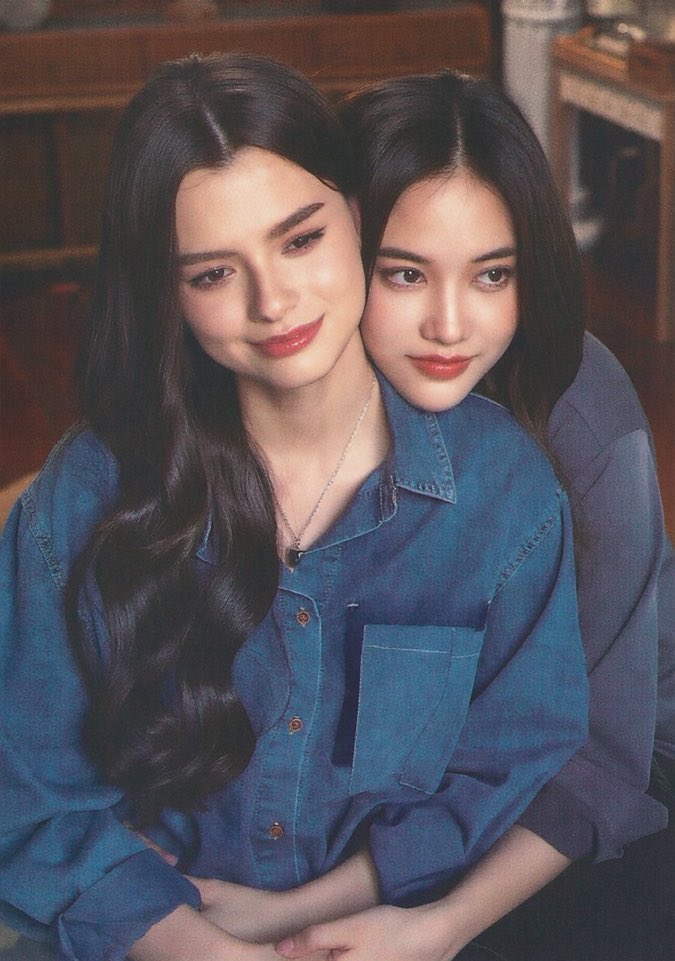 spremfany's tweet photo. รูปนี้โคตรจะสวยเลยอ่ะ 
#ฟรีนเบค #FreenBecky https://t.co/lU5M0omkhS