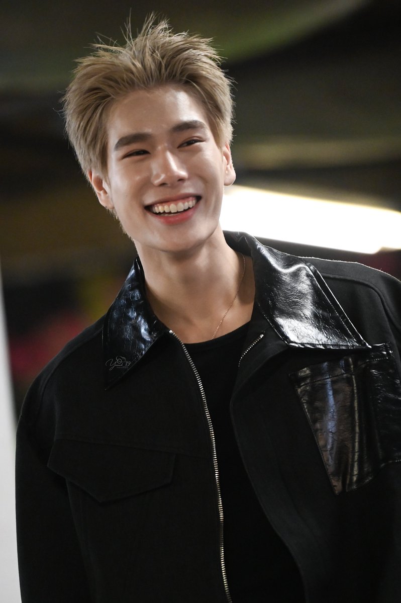 photobyyamed's tweet photo. หัวเราะน่ารักมากเลยนี่นา🤏🏻

PHUWIN BLACK CARD PRESS
#Flex1045xPHUWIN_BlackCard 
@phuwintang https://t.co/nnKPMLWMIv
