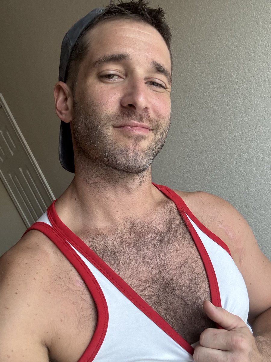 ThePledgewChad's tweet photo. Not cocky, confident https://t.co/86ywyatMNN