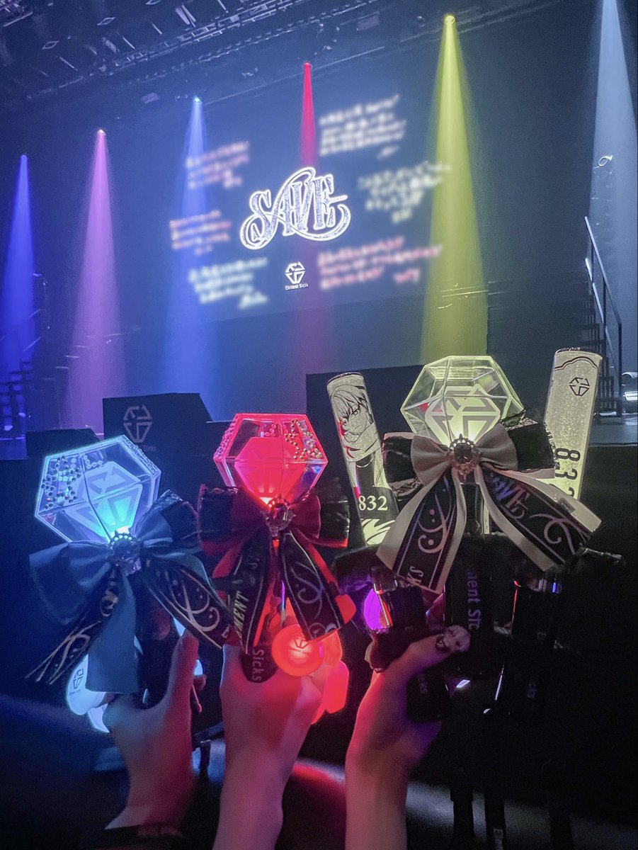 mmmmiskmn's tweet photo. SAVE 北海道公演ありがとうございました⸝⋆⸝⋆
初The Allのステージ、会場の盛り上がりが尋常じゃなくて、叫んで笑ってすべてが全力な感じ3150に楽しすぎた➰✊🏻 聴きたかった曲もたくさん聴けて幸せ🌟
次は愛知公演❕2部制わくわくっ🎶

#EL6SAVE #ツバサLAB #リオデジャねいろ https://t.co/xqp5VTq3EY